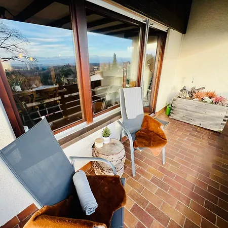 Alpenblick, Garagenplatz & Zwei Balkone * Höchenschwand