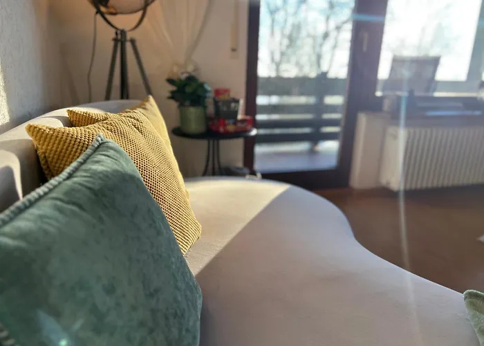 Alpenblick, Garagenplatz & Zwei Balkone