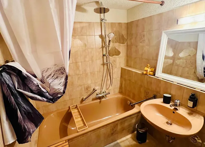 公寓 Alpenblick, Garagenplatz & Zwei Balkone